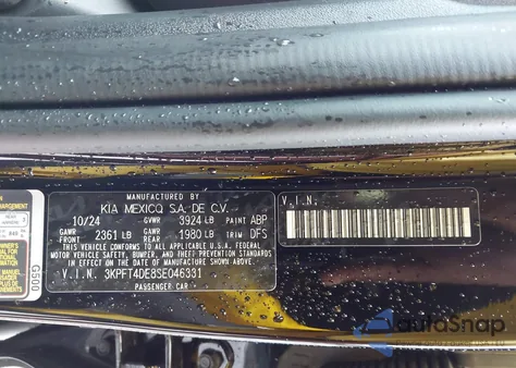 2025 Kia K4 Lxs z USA, uszkodzony, nr VIN 3KPFT4DE8SE046331